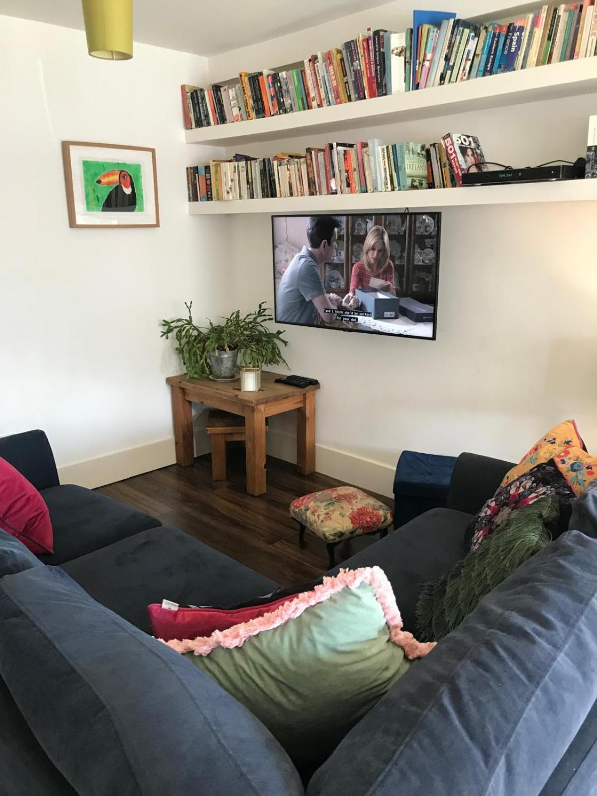 Spacious 3 Bed Townhouse In Dublin 12 Exterior foto